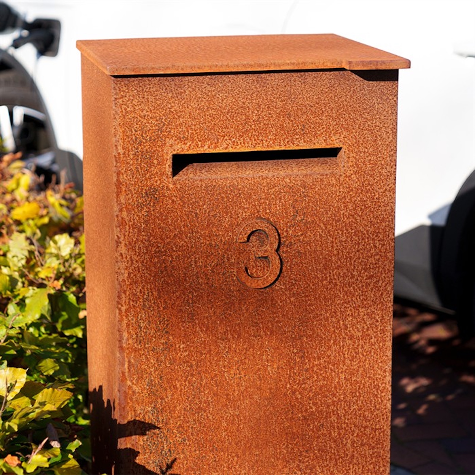 Adezz Case Briefkasten aus Cortenstahl Postkasten Inkl. Schloss mit 2 Schlüsseln