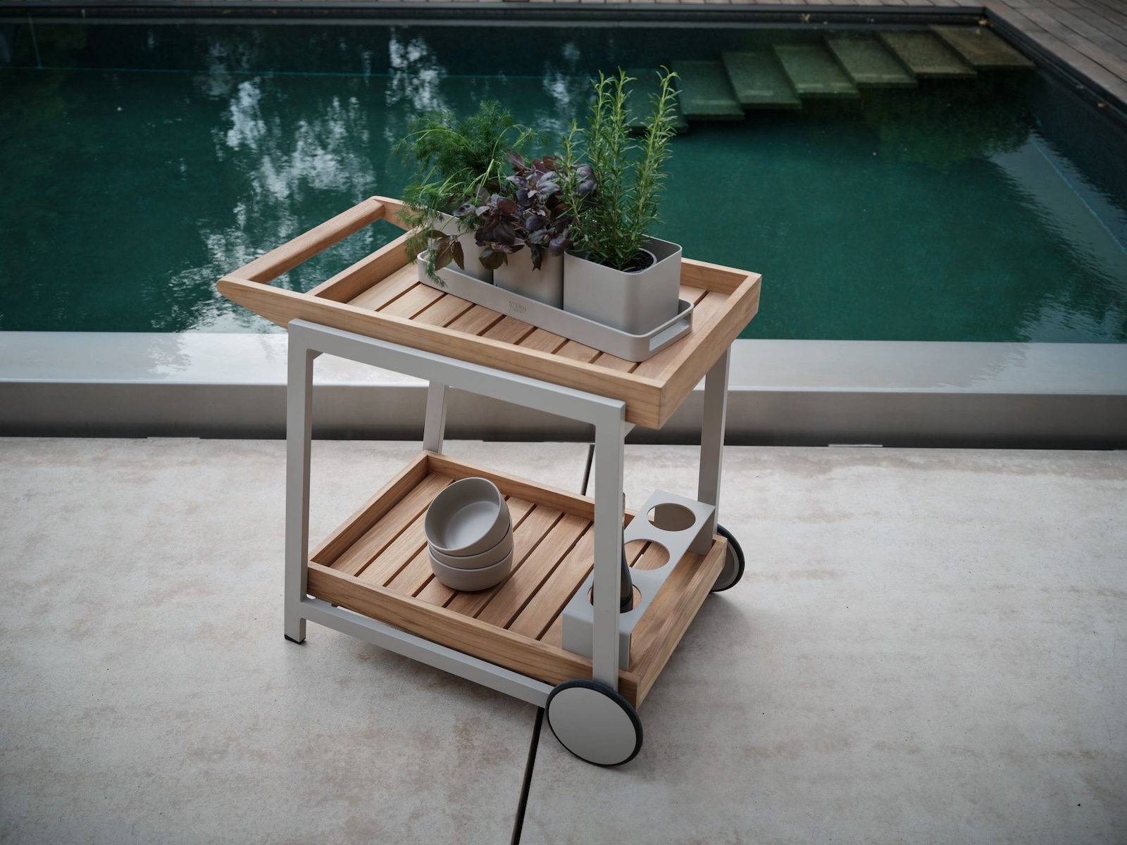 Stern Frido Servierwagen Serviertablett 86x58x77 cm Aluminium Teakholz greige