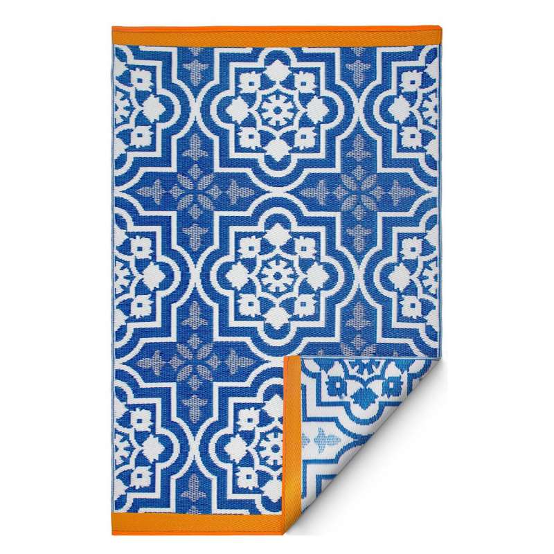 Fab Hab Outdoorteppich Puebla Blue aus recyceltem Plastik blau wetterfest verschiedene Größen